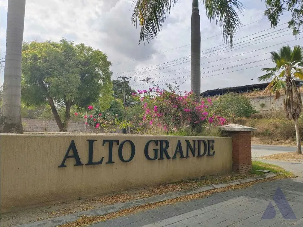 Se vende apartamento 65m2 Alto Grande-Guatire 8330
