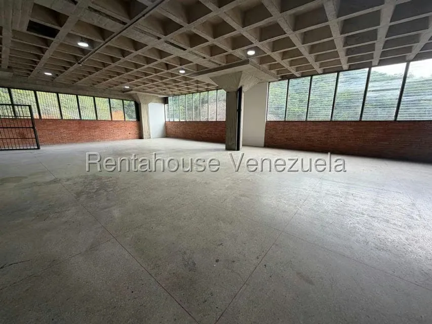 Galpon - Deposito en Alquiler en El Valle, Distrito Metropolitano - 17