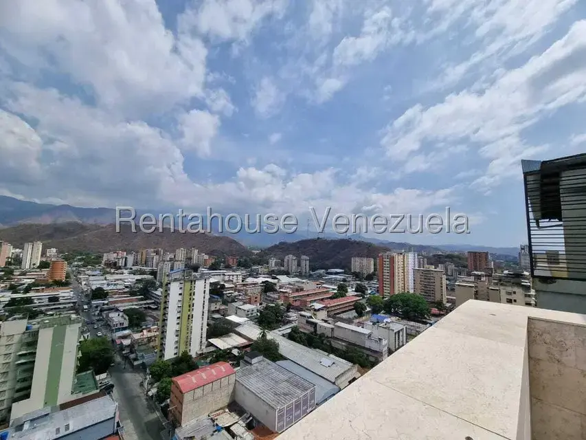 Apartamento (Penthouse) en Venta en Zona Centro, Aragua - 35