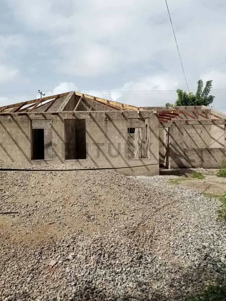 TERRENO EL HATO CON PROYECTO 10 VIVIENDAS UNIFAMILIARES,GUACUCO,MARGARITA - 33