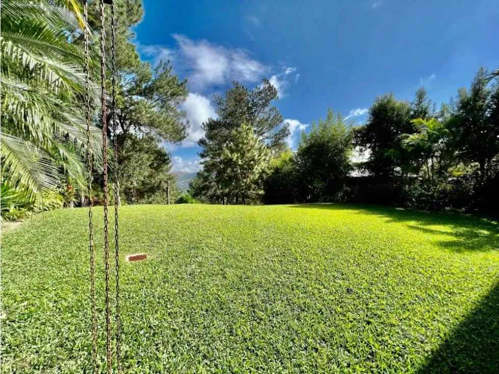 Copia de Se vende casa 550m2 4h+2s/6/6p La Lagunita - 3