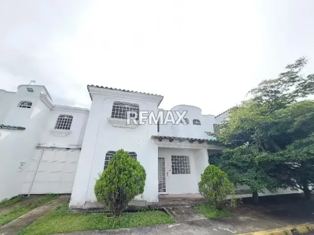 En Venta Casa en Obra Blanca Urbanización Vasconia Pueblo Nuevo, San Cristóbal - 4