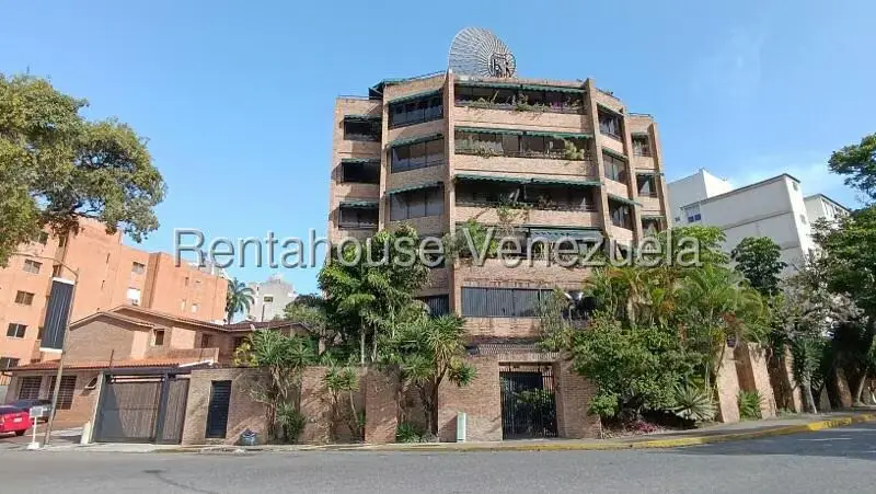 Apartamento (1 Nivel) en Alquiler en Altamira, Distrito Metropolitano