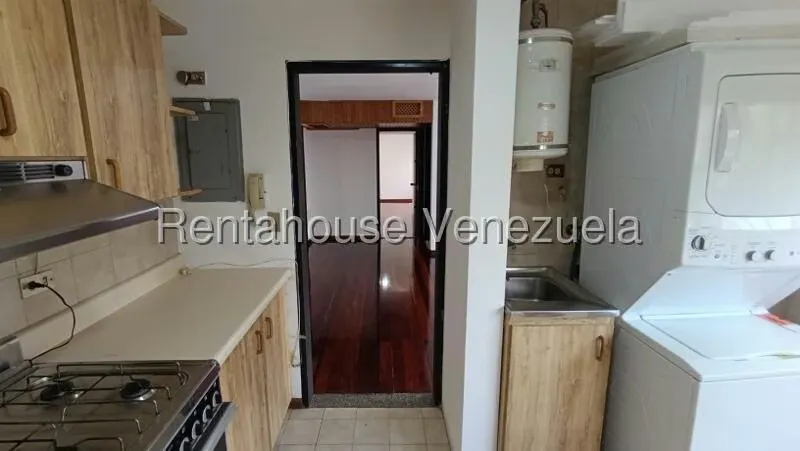 Apartamento (1 Nivel) en Alquiler en Altamira, Distrito Metropolitano - 14