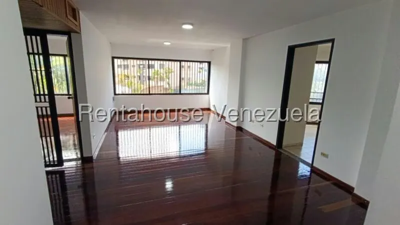 Apartamento (1 Nivel) en Alquiler en Altamira, Distrito Metropolitano - 3