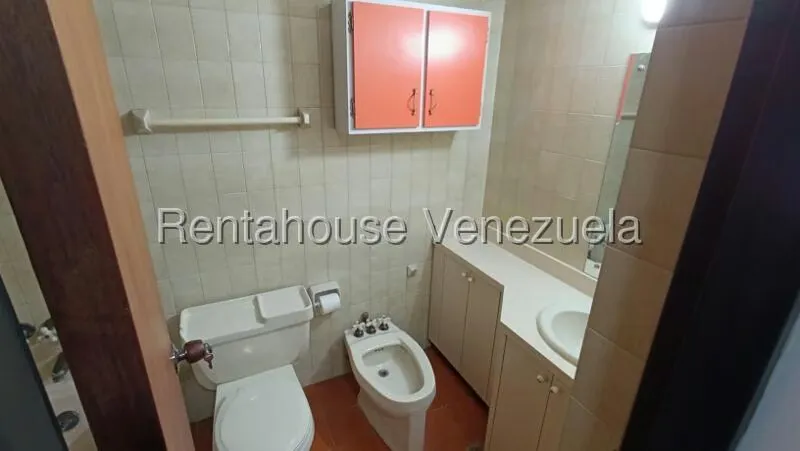 Apartamento (1 Nivel) en Alquiler en Altamira, Distrito Metropolitano - 25