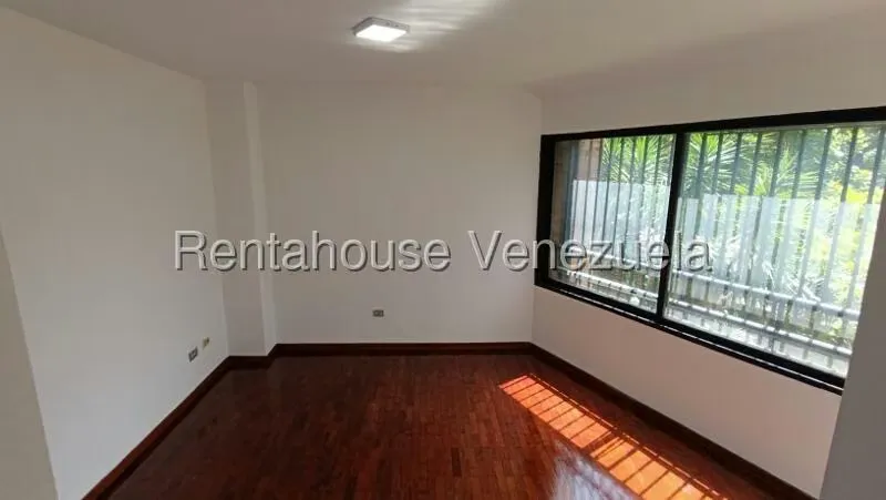 Apartamento (1 Nivel) en Alquiler en Altamira, Distrito Metropolitano - 27