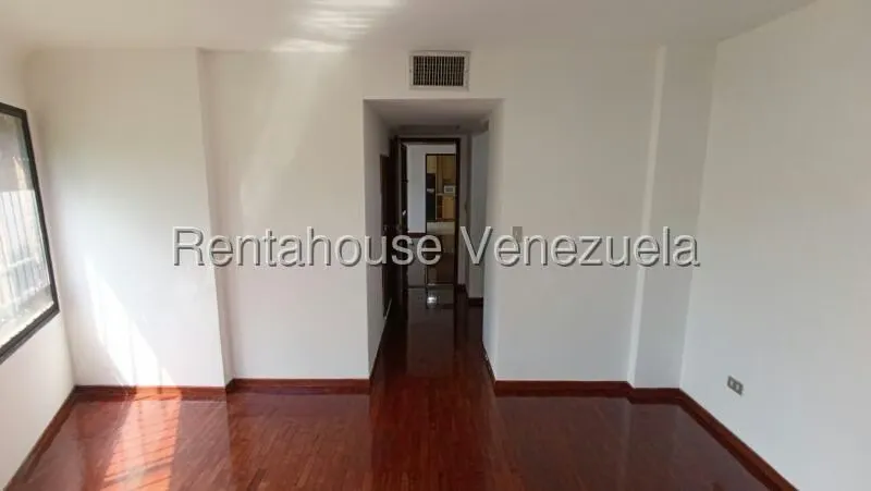 Apartamento (1 Nivel) en Alquiler en Altamira, Distrito Metropolitano - 31