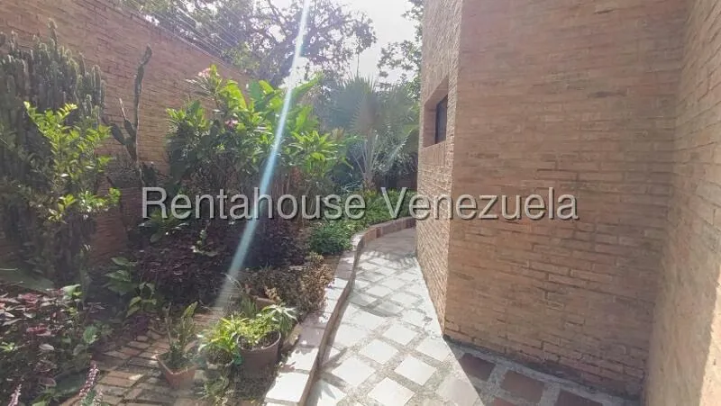 Apartamento (1 Nivel) en Alquiler en Altamira, Distrito Metropolitano - 39