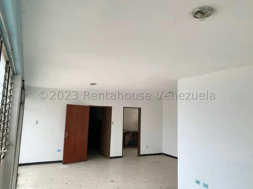 Comercial (Edificio) en Venta en Centro, Lara - 19