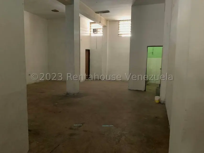 Comercial (Edificio) en Venta en Centro, Lara - 3