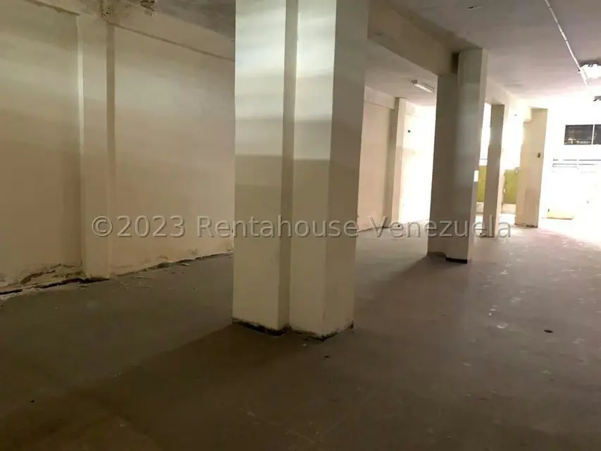 Comercial (Edificio) en Venta en Centro, Lara - 7