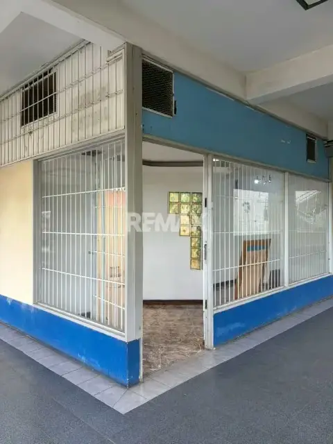 Local. Venta. Las Acacias