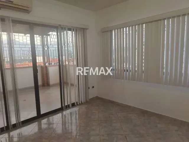 Alquiler de Penthouse Res. Balcones del Norte - La Granja - 14