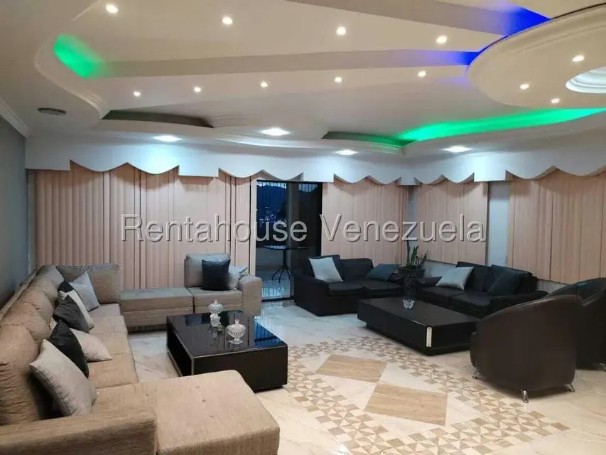 Casa (Duplex) en Venta en Lomas del Este, Carabobo - 30