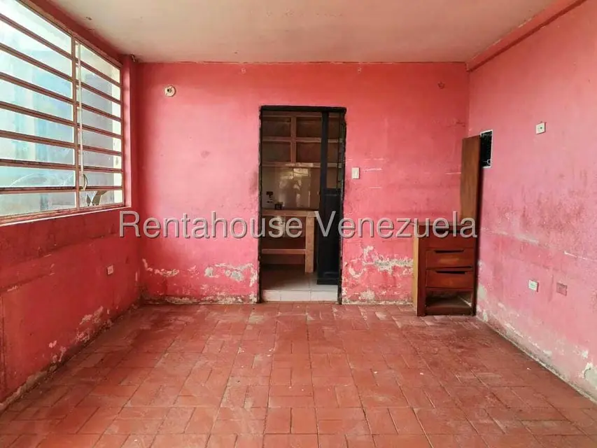 Casa (Duplex) en Venta en Lomas del Este, Carabobo - 40