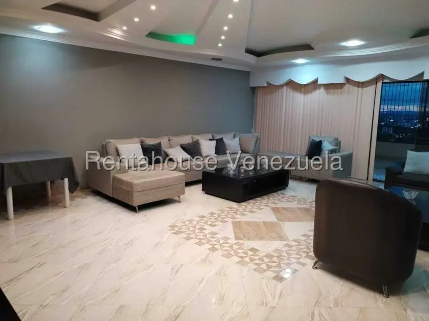 Casa (Duplex) en Venta en Lomas del Este, Carabobo - 4