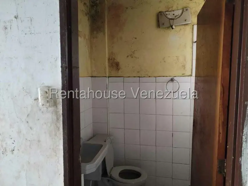 Casa (Duplex) en Venta en Lomas del Este, Carabobo - 45