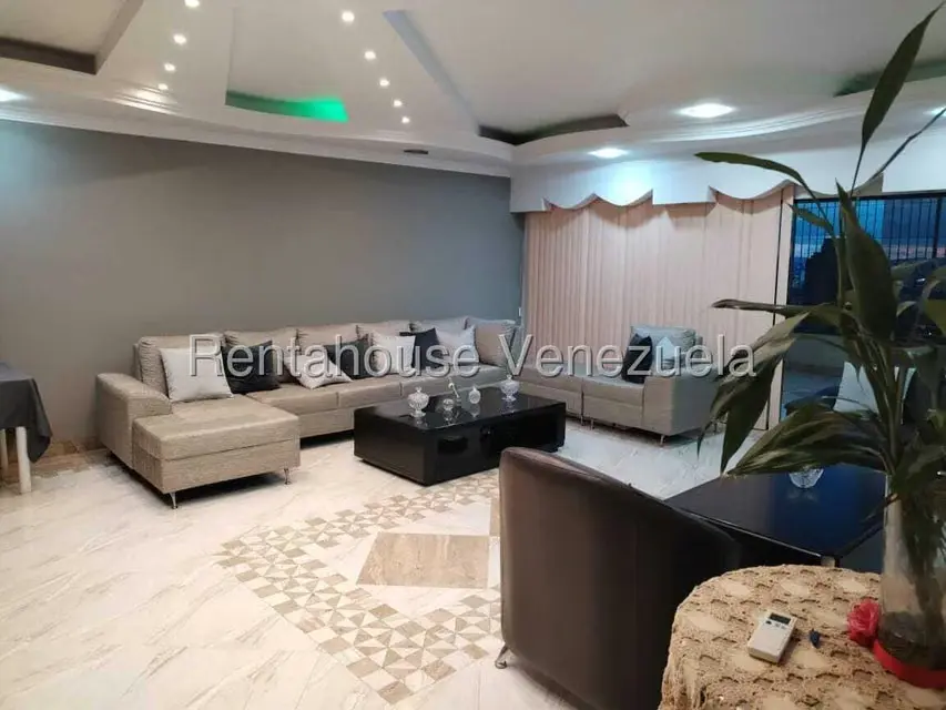 Casa (Duplex) en Venta en Lomas del Este, Carabobo - 48