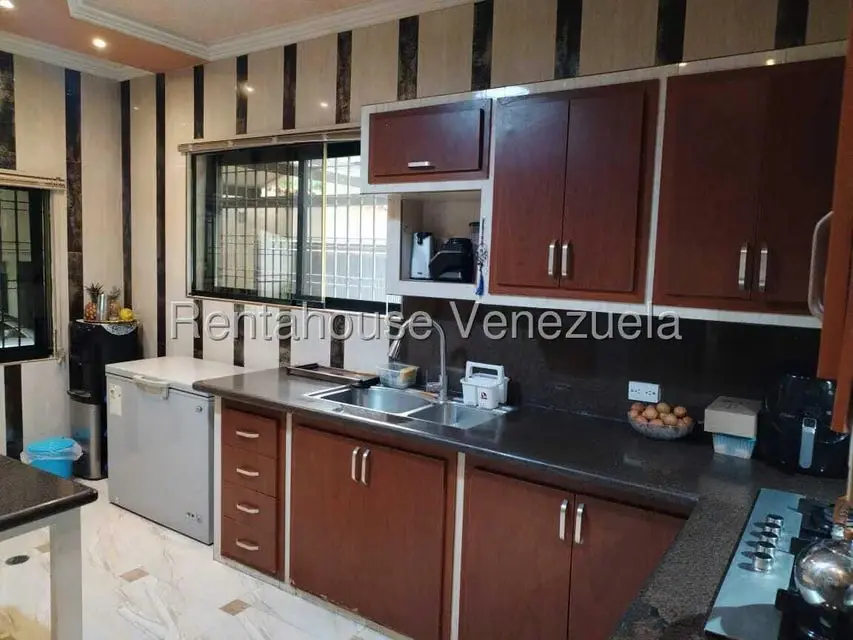Casa (Duplex) en Venta en Lomas del Este, Carabobo - 6