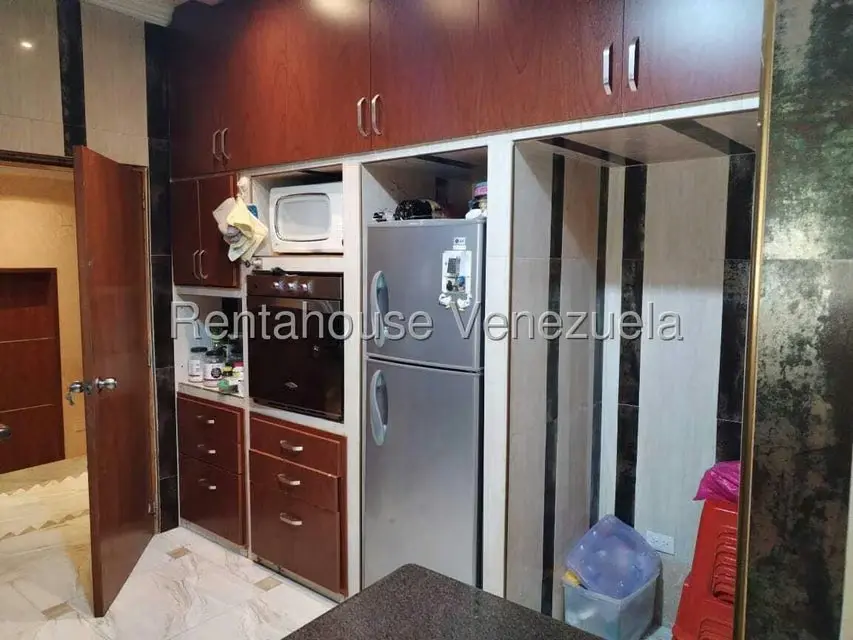 Casa (Duplex) en Venta en Lomas del Este, Carabobo - 8