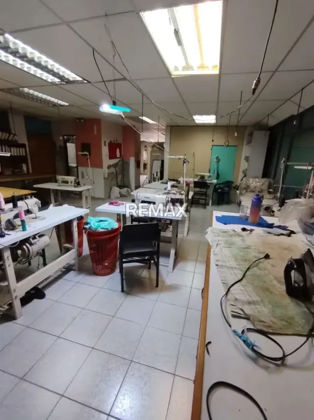 Venta de Local Comercial en Sector el Calvario - 6