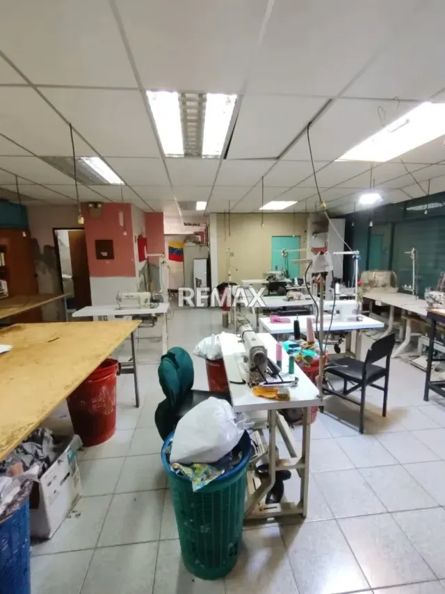 Venta de Local Comercial en Sector el Calvario - 7