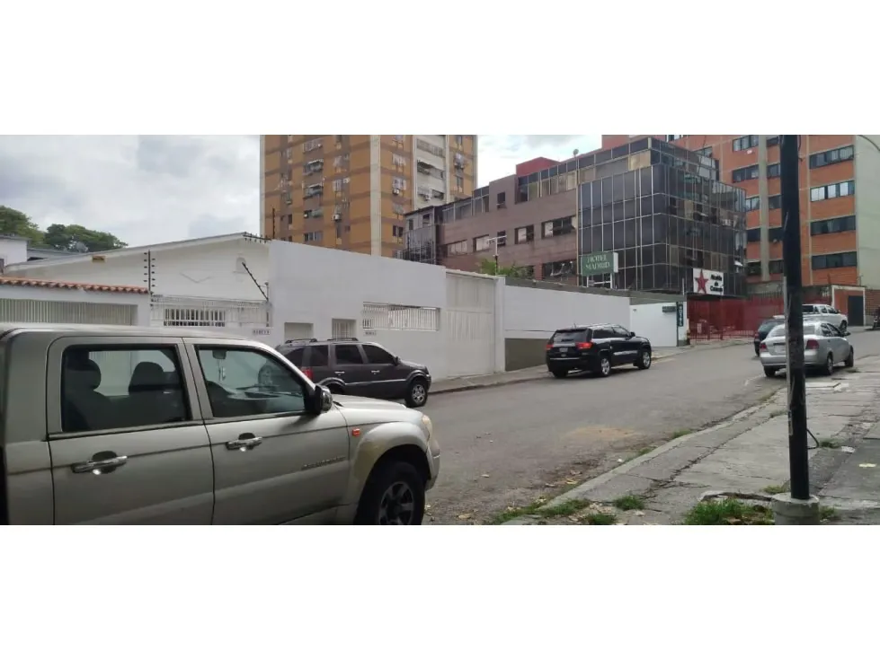 Alquilo casa comercial / 270m2 Bello Monte 8591 - 2