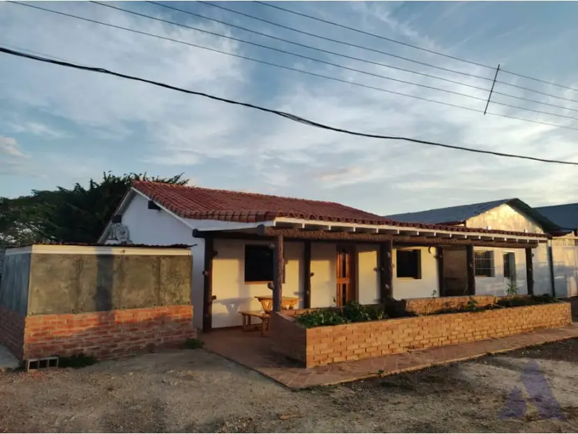 Se vende finca agropecuaria ganadera 200 Has, Estado Guárico 2328
