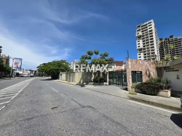 Casa tipo Townhouse en Venta - 3