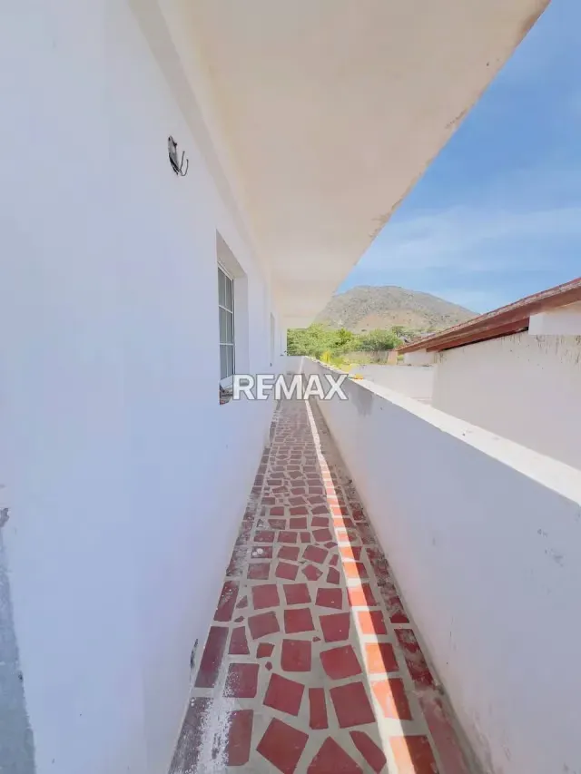 POSADA EN PLAYA EL AGUA, SECTOR LA MIRA, MUNICIPIO ANTOLIN DEL CAMPO, ISLA DE MARGARITA. - 13