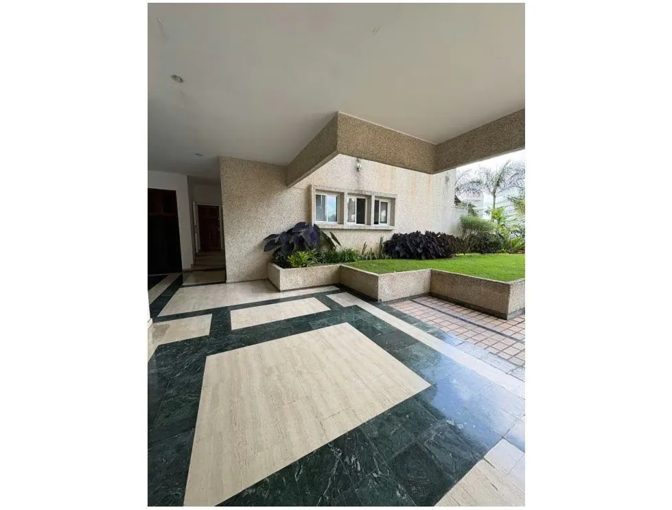 Alquilo apartamento PB 255+80 La Lagunita 4193