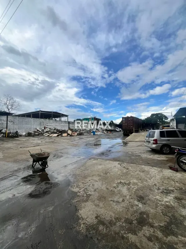 EXCELENTE OPORTUNIDAD DE INVERSION COMERCIAL E INDUSTRIAL EN EL MUNICIPIO LIBERTADOR DE LA GRAN VALENCIA - 3