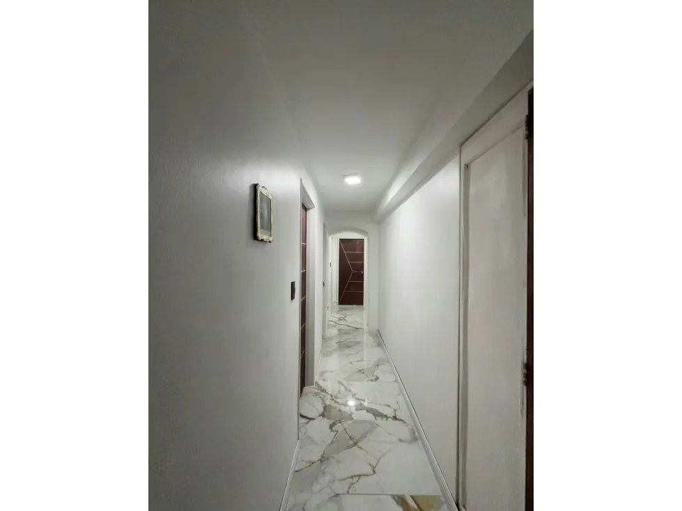 Apartamento Remodelado En Alquiler En Sabana Grande, Av Casanova - 12