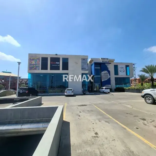 Local Comercial en Alquiler en C.C Exclusivo en Nueva Barcelona