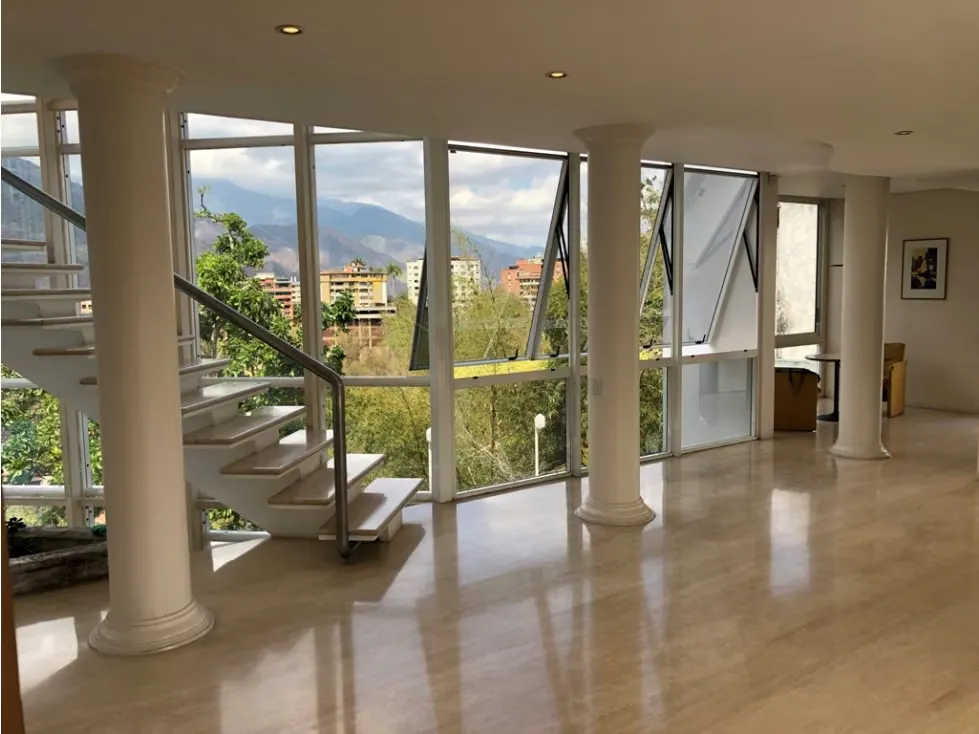 Se vende casa 500m2+200m2 terraza Urb. Miranda 9703 - 10