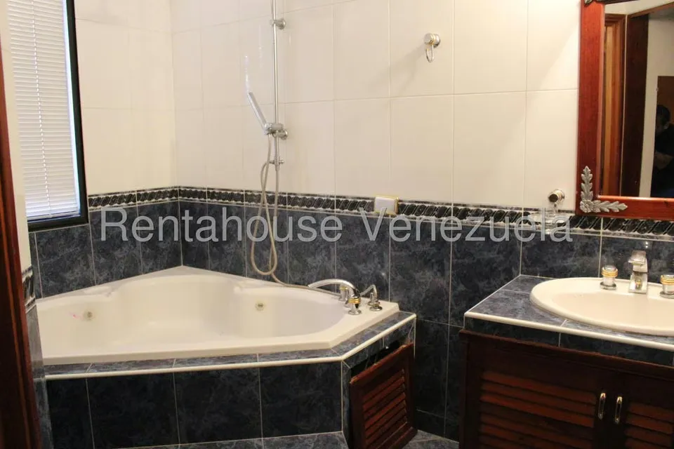 Apartamento (Penthouse) en Venta en Los Samanes, Distrito Metropolitano - 15