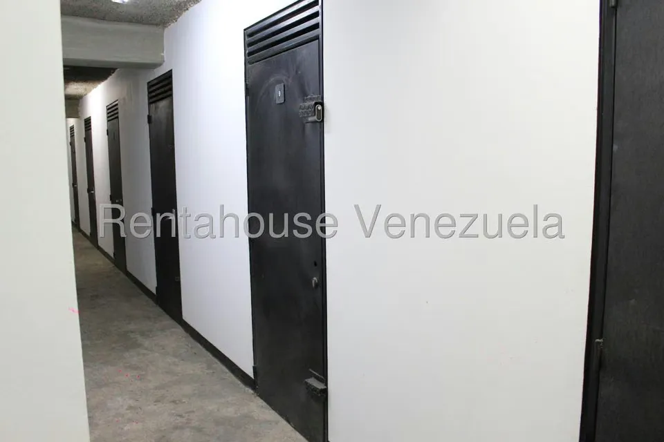 Apartamento (Penthouse) en Venta en Los Samanes, Distrito Metropolitano - 31