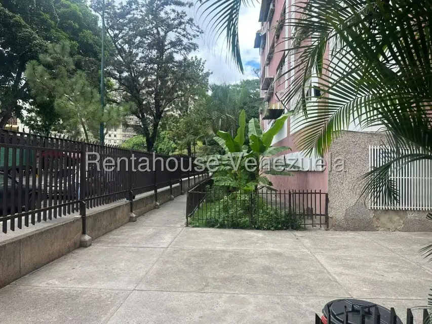 Apartamento (1 Nivel) en Venta en El Valle, Distrito Metropolitano - 17