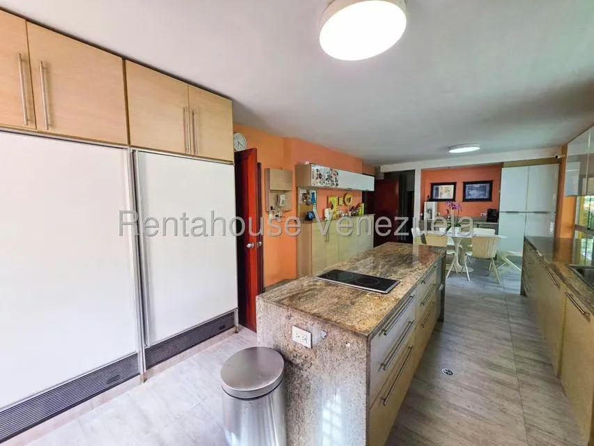 Casa (Multipes Niveles) en Venta en Cerro Verde, Distrito Metropolitano - 24