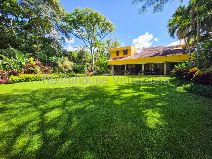 Casa (Multipes Niveles) en Venta en Cerro Verde, Distrito Metropolitano - 29