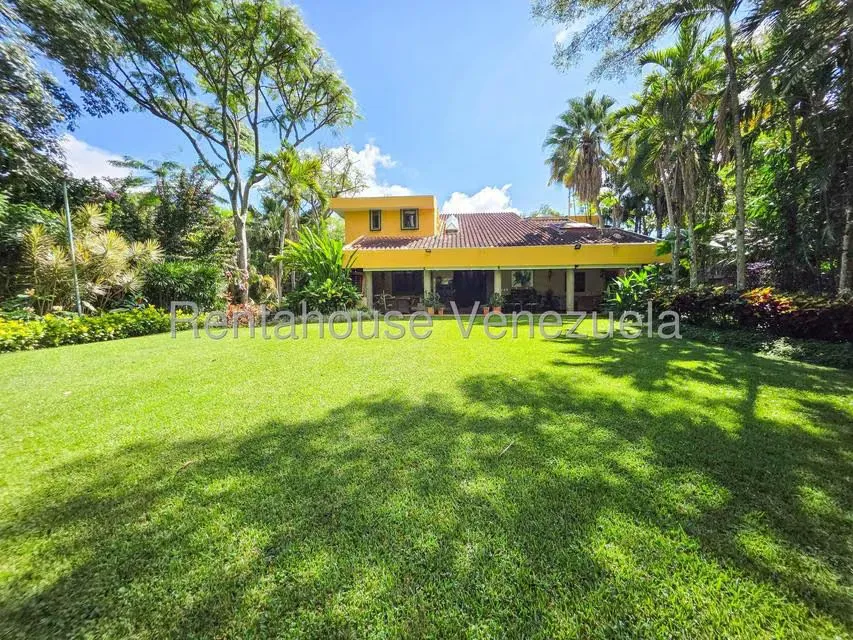 Casa (Multipes Niveles) en Venta en Cerro Verde, Distrito Metropolitano - 30