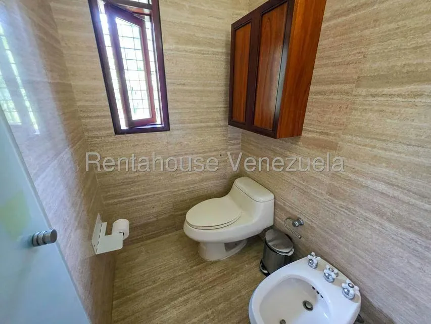 Casa (Multipes Niveles) en Venta en Cerro Verde, Distrito Metropolitano - 47