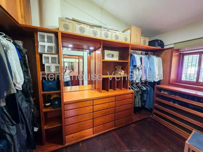 Casa (Multipes Niveles) en Venta en Cerro Verde, Distrito Metropolitano - 49