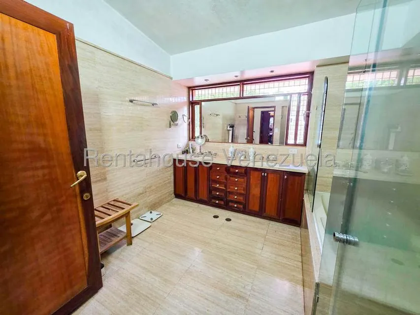 Casa (Multipes Niveles) en Venta en Cerro Verde, Distrito Metropolitano - 59