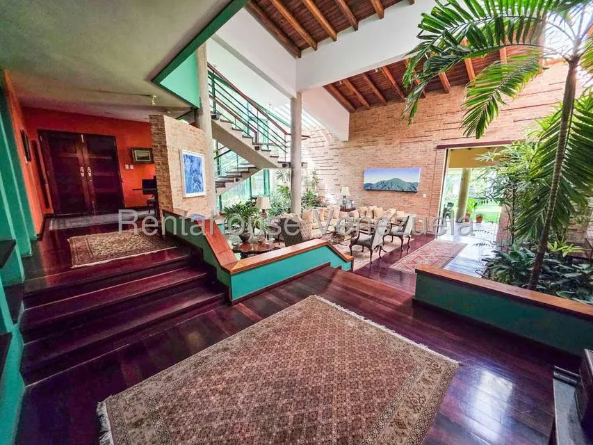 Casa (Multipes Niveles) en Venta en Cerro Verde, Distrito Metropolitano - 8