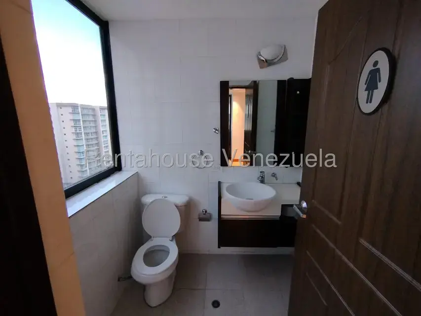 Oficina en Venta en El Rosal, Distrito Metropolitano - 34