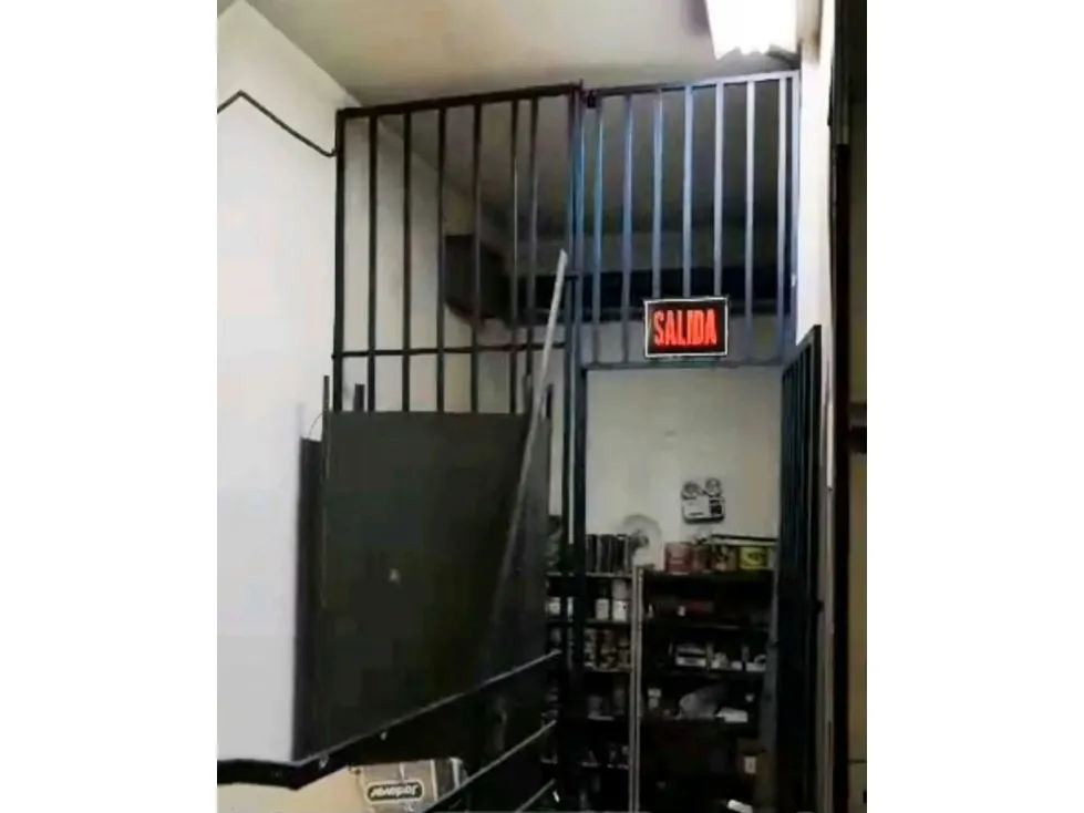 Vendo local duplex fondo/ferreteria 400m2 La Candelaria 3438 - 14