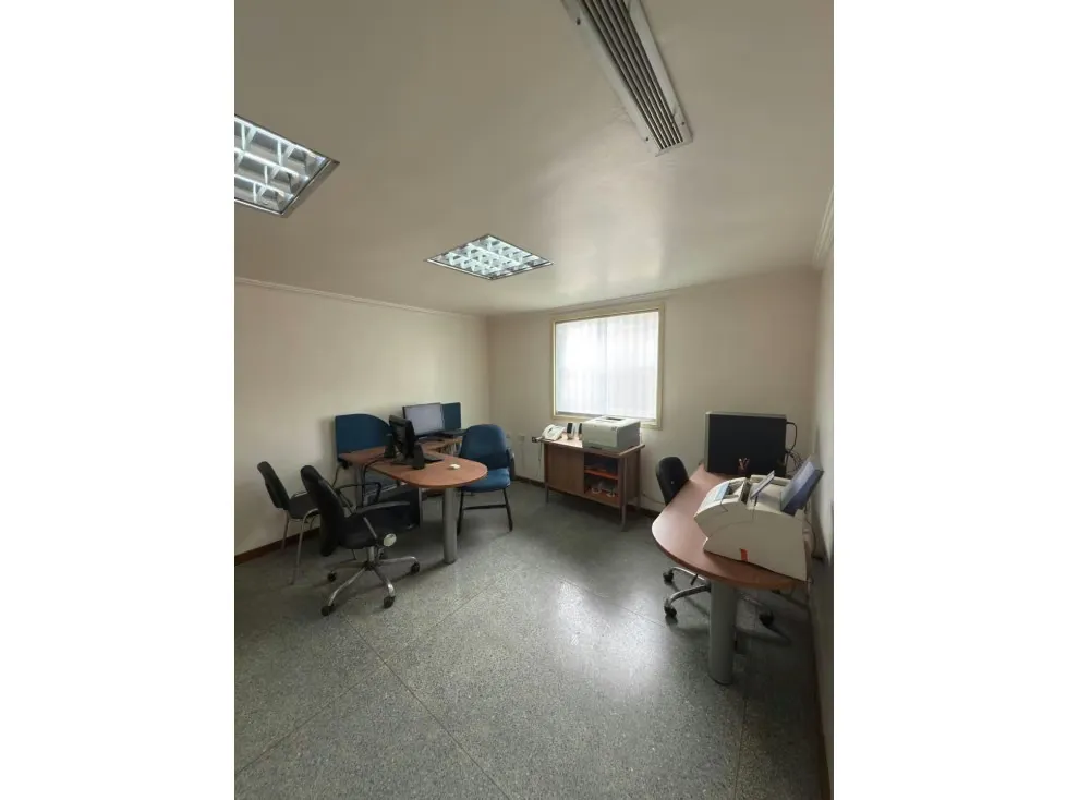 SE VENDE CASA COMERCIAL EN LAS ACACIAS - 6