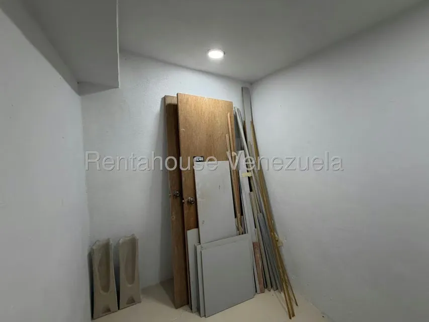 Apartamento (1 Nivel) en Venta en Los Samanes, Distrito Metropolitano - 38